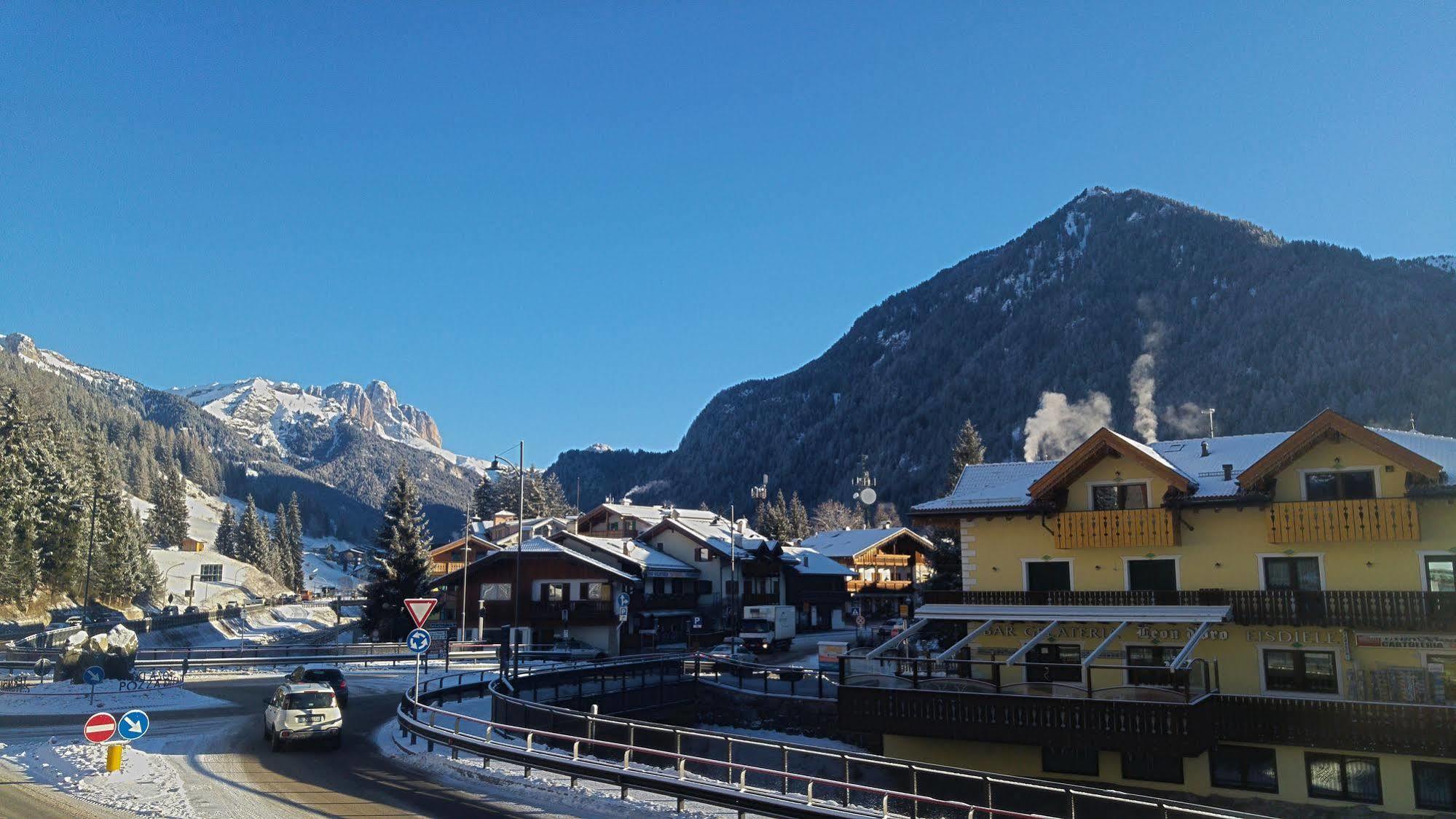 Gh Hotel Monzoni Pozza di Fassa Exterior photo